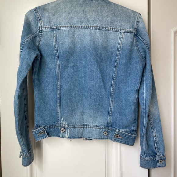 Zara Denim Jacket - Picture 2 of 6